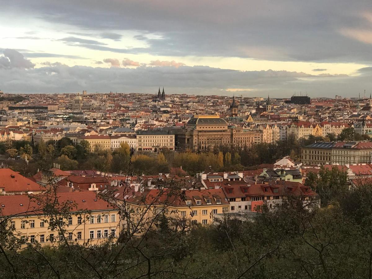 Apartment Nebovidy I - Free Parking - Terrace - Air Conditioning Praga Exterior foto